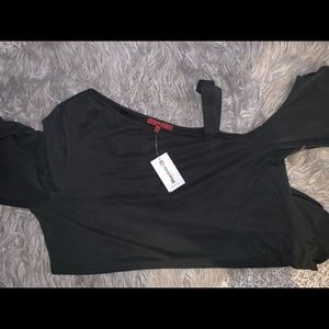 New buckle women’s top size large